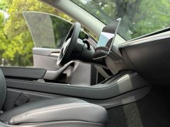 Tesla Model Y Standard Range RWD - ფოტო 15