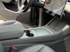 Tesla Model Y Standard Range RWD - ფოტო 17