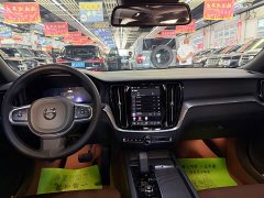 Volvo S60 B4 Smart Luxury Edition - ფოტო 8