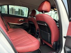 BMW 3 Series 325Li M Sport Package - ფოტო 11