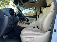 Toyota Alphard Hybrid 2.5L Luxury - ფოტო 11
