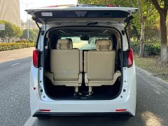Toyota Alphard Hybrid 2.5L Luxury - ფოტო 20