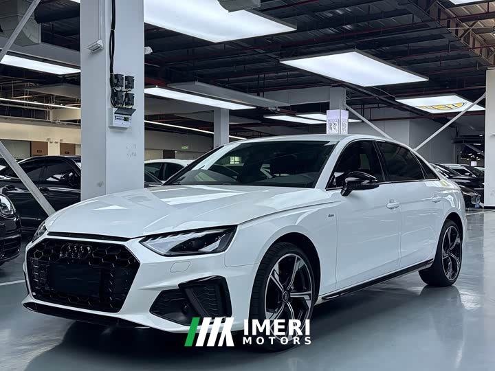 Audi A4L 40 TFSI Luxury Dynamic
