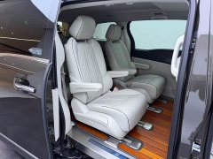 Buick GL8 Land Executive Cabin 652T Luxury - ფოტო 9