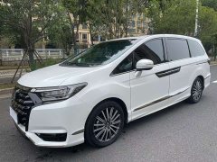 Honda Odyssey 2.0L e:HEV Luxury - ფოტო 1