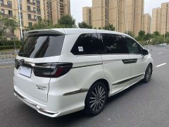 Honda Odyssey 2.0L e:HEV Luxury - ფოტო 13