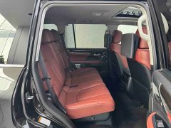 Lexus LX 570 Canada Spec - ფოტო 10