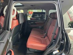 Lexus LX 570 Canada Spec - ფოტო 6