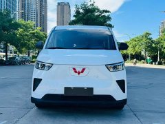 Wuling Yangguang 300km Comfort Passenger Van 75kW - ფოტო 2