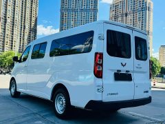 Wuling Yangguang 300km Comfort Passenger Van 75kW - ფოტო 6