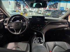 Toyota Camry Hybrid Luxury - ფოტო 6
