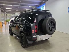 Land Rover Defender 2023 110 3.0T P400 Dark Edition - ფოტო 16