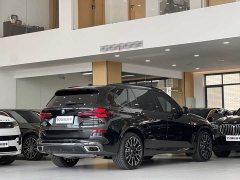 BMW X5 2023 xDrive 40Li M Sport Midnight Edition - ფოტო 3
