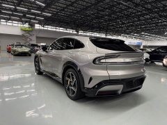 Xiaomi YU7 Four-Wheel Drive Max Edition - ფოტო 13
