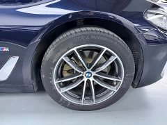 BMW 5 Series 525Li M Sport Package - ფოტო 18