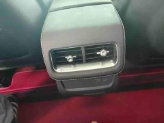 Cadillac XT5 2.0T Luxury - ფოტო 16