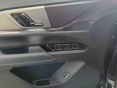 Cadillac XT5 2.0T Luxury - ფოტო 8