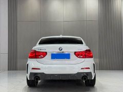 BMW 1 Series 125i M Sport Night Edition - ფოტო 4