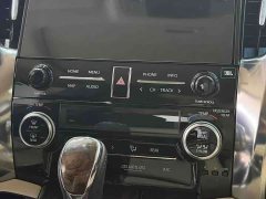Toyota Alphard 2021 Hybrid 2.5L Luxury - ფოტო 6