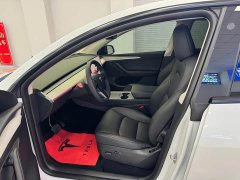 Tesla Model Y Rear-Wheel Drive - ფოტო 9