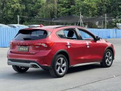 Ford Focus Estate EcoBoost 180 Automatic Hunting Tide Edition - ფოტო 15