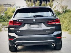 BMW X1 sDrive20Li Fashion - ფოტო 5