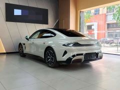 Xiaomi SU7 2024 Rear-Wheel Drive Long Range Smart Driving Edition - ფოტო 9