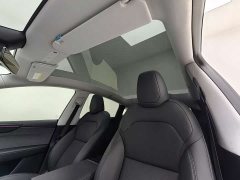 Tesla Model Y Rear-Wheel Drive - ფოტო 8
