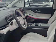 Voyah Lantu Dreamchaser 2025 PHEV AWD Luxury Kunpeng Edition - ფოტო 8
