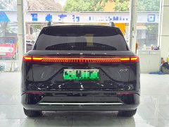 XPeng G9 570 Max - ფოტო 5