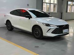BYD Qin PLUS DM-i Smart Drive Edition 55KM Leading - фото 3