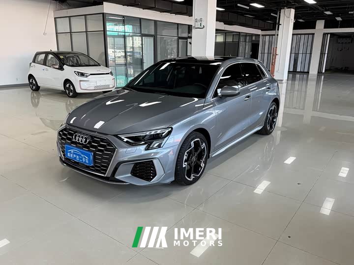 Audi A3 Facelift Sportback 35 TFSI Luxury Sport - ავტომობილი ჩინეთიდან