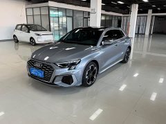 Audi A3 Facelift Sportback 35 TFSI Luxury Sport - ფოტო 1