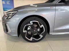 Audi A3 Facelift Sportback 35 TFSI Luxury Sport - ფოტო 17