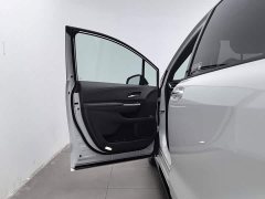 Toyota Sienna 2023 2.5L Hybrid Premium Edition - ფოტო 8