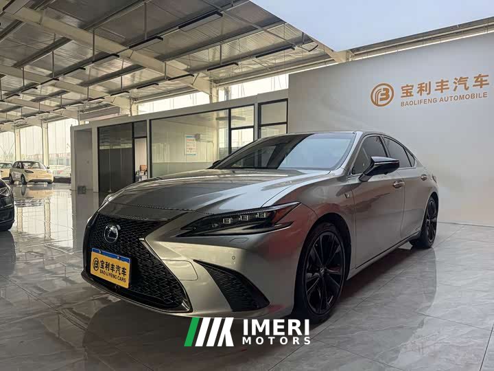 Lexus ES 300h F SPORT - ავტომობილი ჩინეთიდან