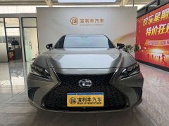 Lexus ES 300h F SPORT - ფოტო 2