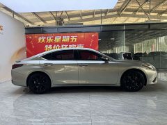 Lexus ES 300h F SPORT - ფოტო 3