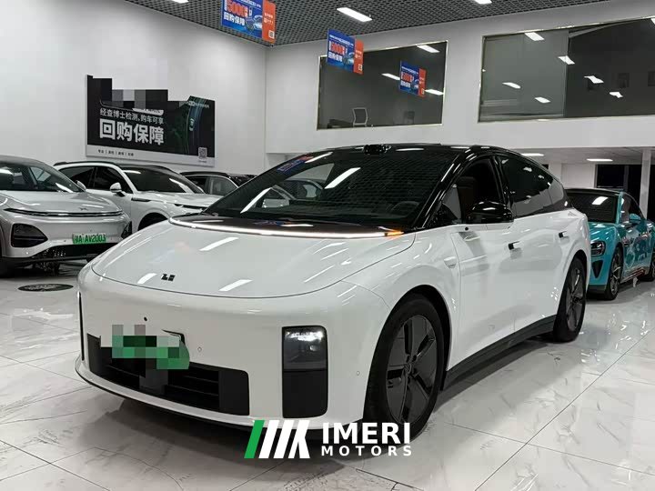 Li Auto i6 2025 Two-Wheel Drive Standard - ავტომობილი ჩინეთიდან