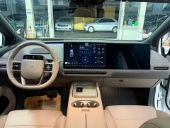 Li Auto i6 2025 Two-Wheel Drive Standard - ფოტო 8