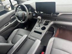 Toyota Sienna 2.5L Hybrid AWD Premium - ფოტო 12