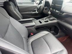 Toyota Sienna 2.5L Hybrid AWD Premium - ფოტო 13
