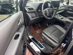 Toyota Sienna 2.5L Hybrid AWD Premium - ფოტო 4