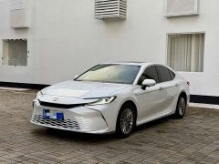 Toyota Camry 2.0HG Edition - ფოტო 1