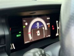 Toyota Camry 2.0HG Edition - ფოტო 12