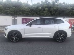 Volvo XC60 Plug-in Hybrid T8 E-Drive Hybrid Intelligent Remote Sport Edition - ფოტო 4