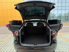 Tesla Model Y Standard Range RWD - ფოტო 11