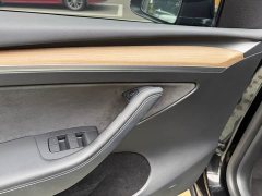 Tesla Model Y Standard Range RWD - ფოტო 13