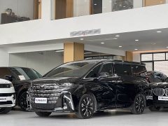 Toyota Alphard 2024 Hybrid 2.5L Premium Edition - ფოტო 1