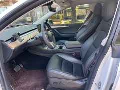 Tesla Model Y Standard Range RWD - ფოტო 4